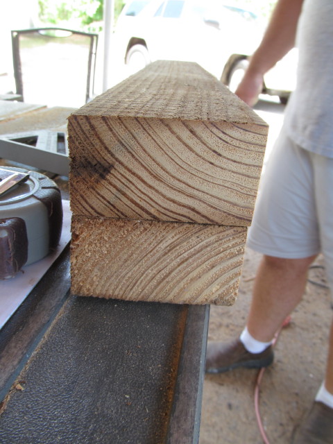 end detail of table legs