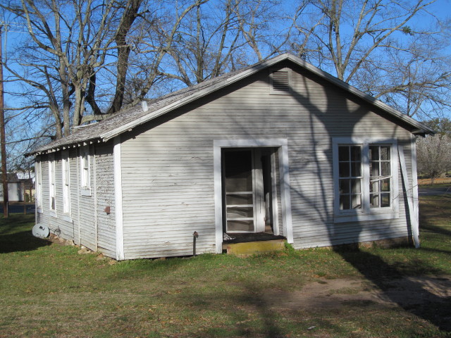 little cottage to be torn down