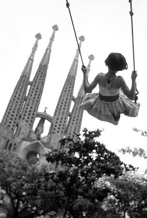 swinging high in barcelona