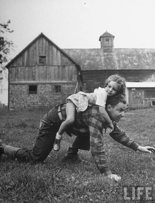 A collection of 4 vintage photos for Father's Day - Living Vintage