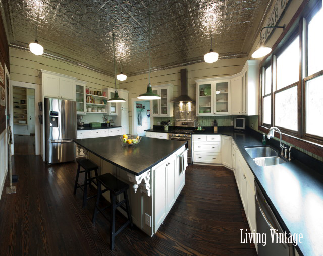 Living Vintage kitchen reveal - pano 3