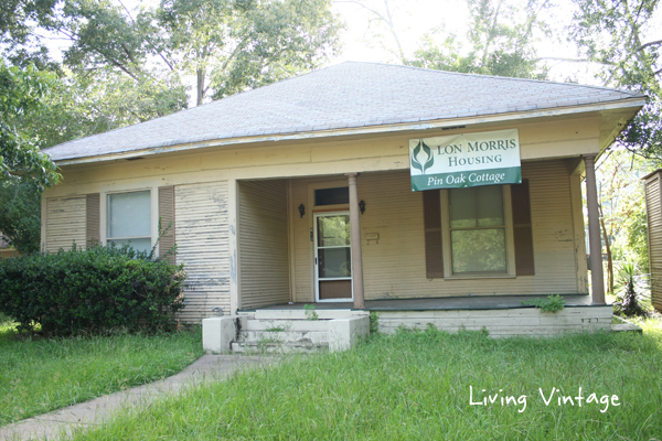 Former Lon Morris College's Pin Oak Cottage - Living Vintage