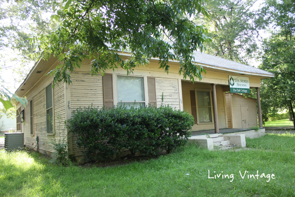 House and Shed of Former Lon Morris College's Pin Oak Cottage - Living Vintage