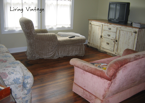 A Unique Way to Repair a Slipcover - Living Vintage