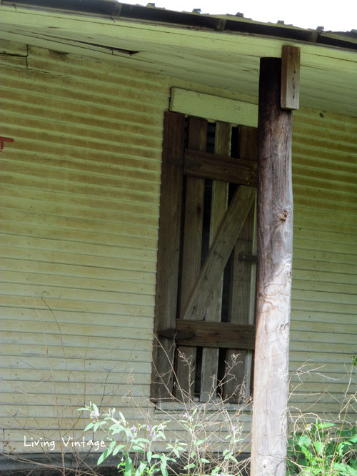 Old Next Old House Salvage Project - Living Vintage