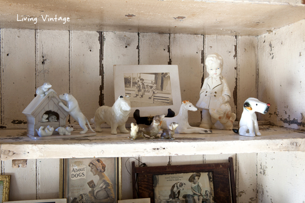 closeup of antique dog collectibles - head on over to see our living room reveal!  