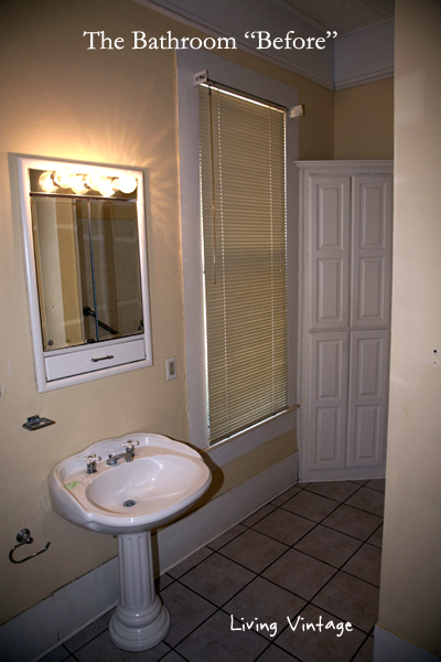 our bathroom BEFORE renovation - Living Vintage