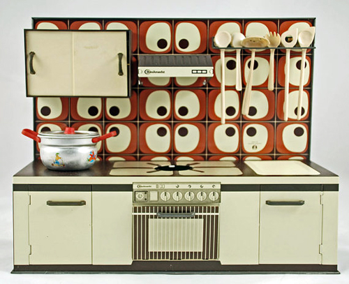 toy kitchen Etsy find - featured on Living Vintage