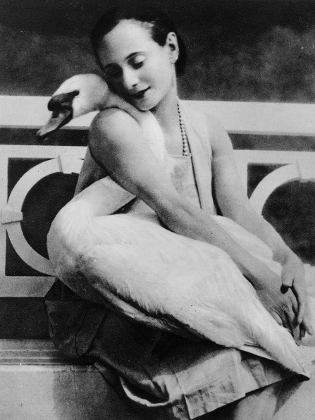 Anna Pavlova and her pet swan - featured on Living Vintage