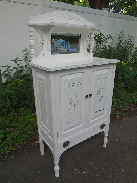 pretty white cupboard - featured on Living Vintage's Friday Favorites. Head on over to see our other 7 picks for this week!