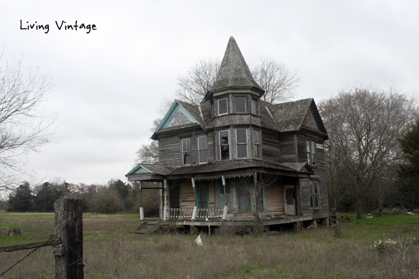 An Abandoned Victorian With a Backyard Surprise - Living Vintage