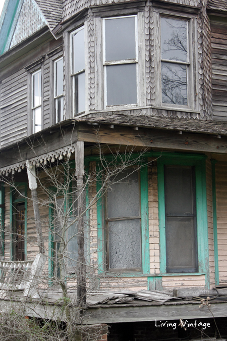 An Abandoned Victorian With a Backyard Surprise - Living Vintage