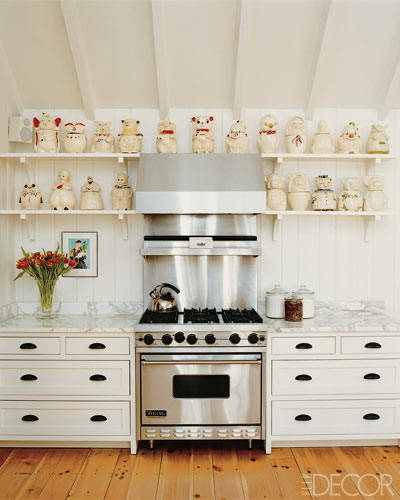 12 vintage kitchen collections featured on (Mostly) Wordless Wednesday - Living Vintage
