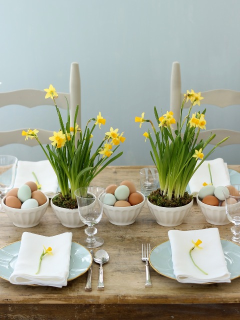 Happy Easter from Living Vintage - featuring 12 images that remind me of Easter.