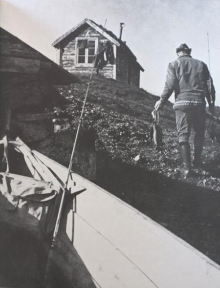 12 fascinating and amusing vintage fishing photos - Living Vintage