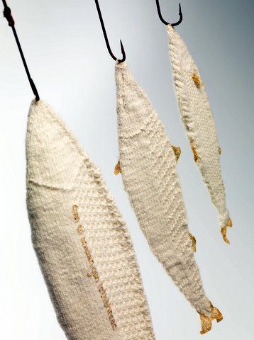 knitted fish - one of 8 picks for this week's Friday Favorites - Living Vintage