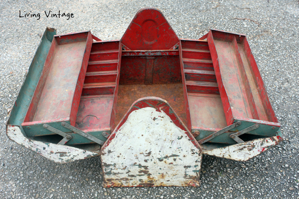The red toolbox I bought at Canton - Living Vintage