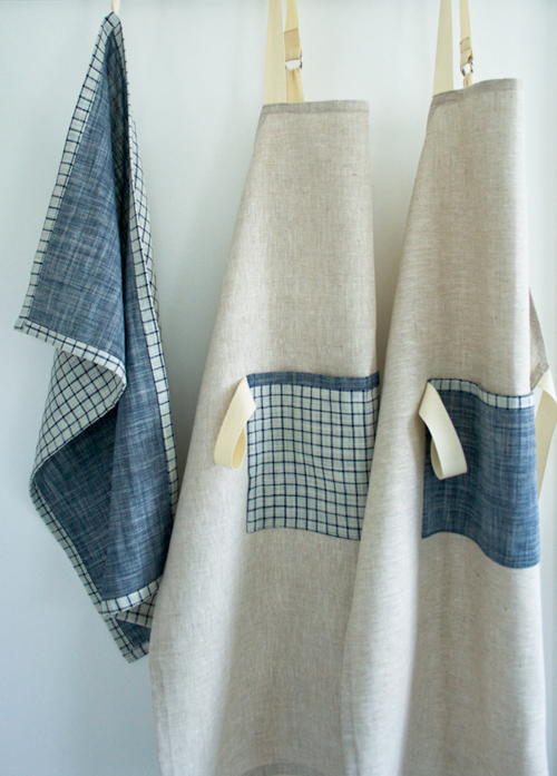 a simple linen apron (it's a sewing tutorial) - one of 8 picks for this week's Friday Favorites - Living Vintage