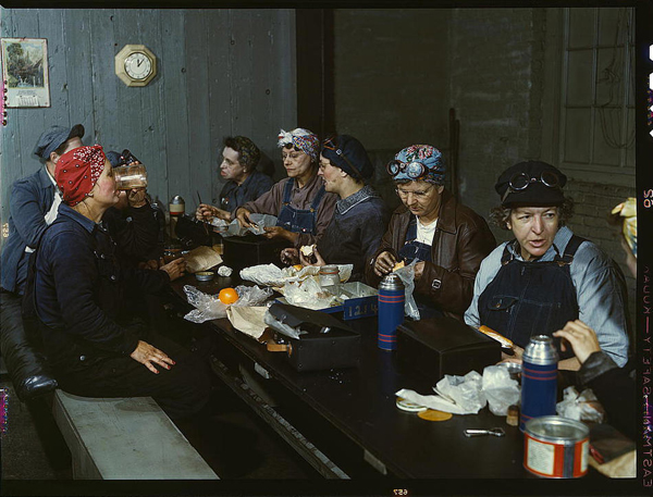 What Can a Woman Do? 25 fascinating vintage photos of working women. {Living Vintage}