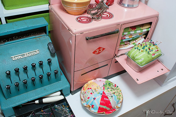 an adorable way to store and display sewing things - one of 8 picks for this week's Friday Favorites
