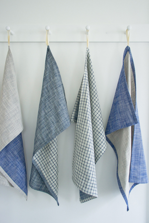a TUTORIAL to make super simple dishtowels - one of 8 picks for this week's Friday Favorites