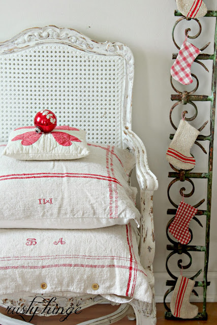 make european pillow shams using vintage french linens