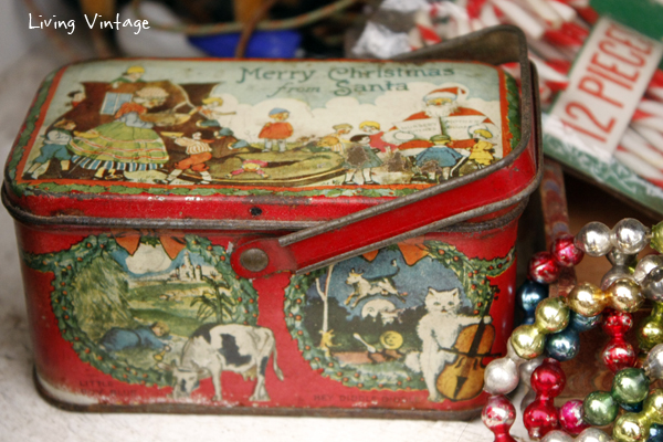 a beautiful vintage tin