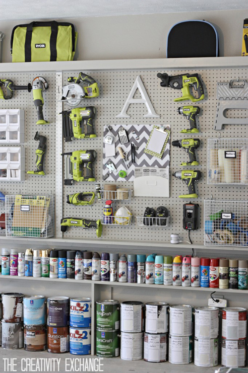 a clean and well-organized garage, including a link to a tutorial - one of 8 picks for this week's Friday Favorites