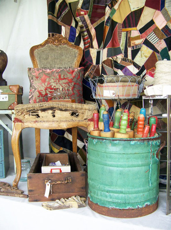 a pretty display at the Old Glory Antiques Fair - one of 8 picks for this week's Friday Favorites