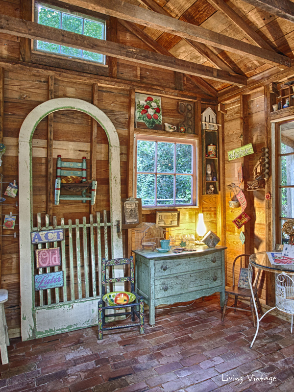 Jenny's adorably decorated garden shed | Living Vintage