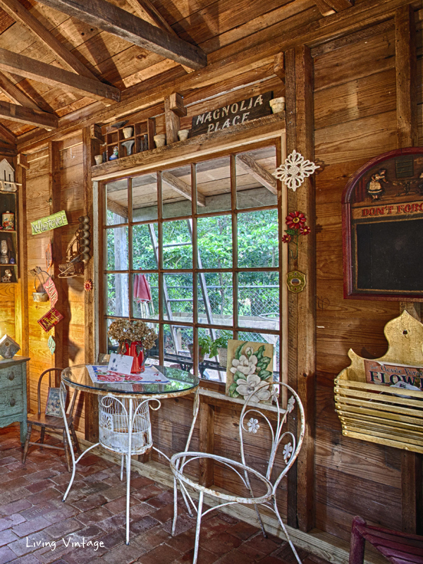 Jenny's adorably decorated garden shed | Living Vintage