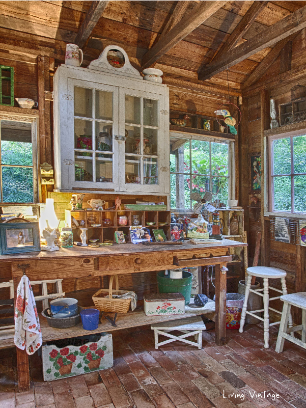 Jenny's adorably decorated garden shed | Living Vintage
