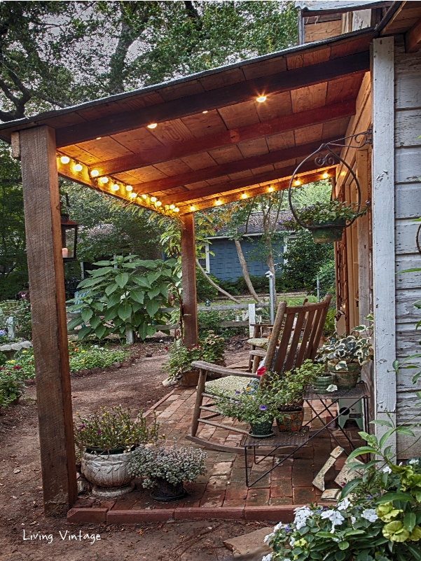 Jenny's adorable shed with its CUTE front porch | Living Vintage