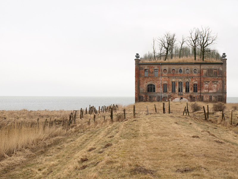 Matthias Jung's fascinating, surreal architectural art - one of 8 picks for this week's Friday Favorites