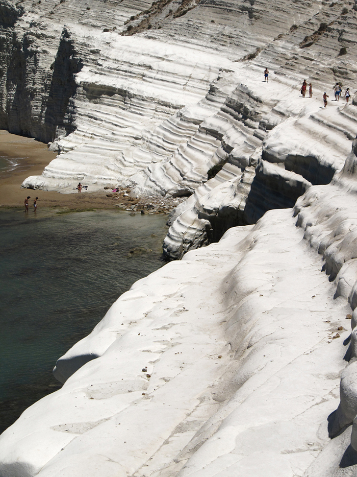 a beautiful coastline in Sicily - one of 8 picks for this week's Friday Favorites