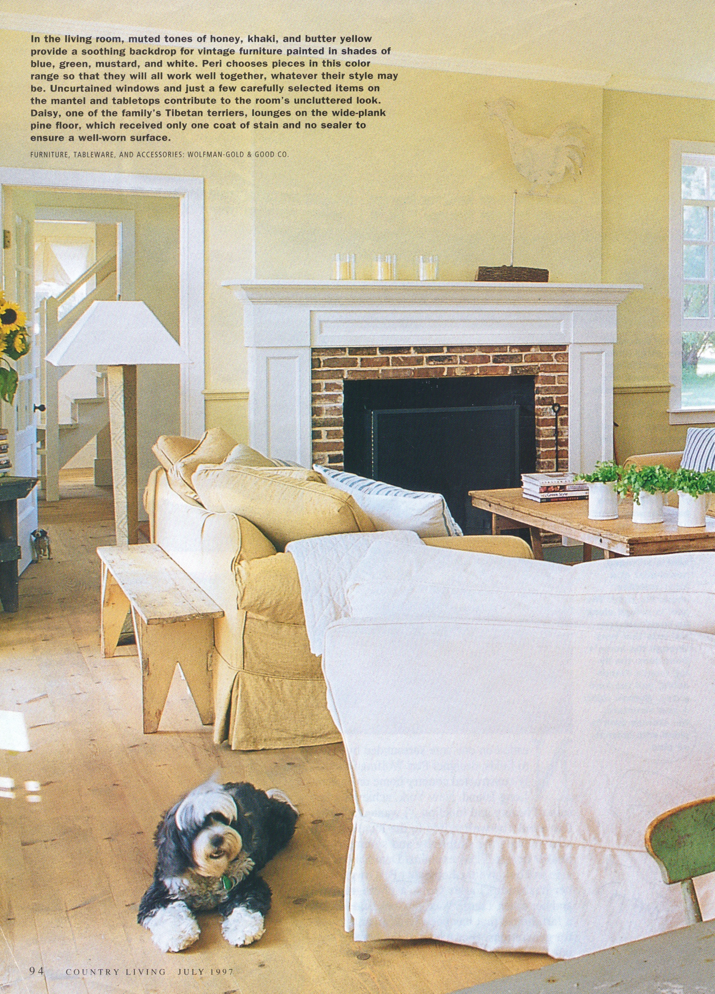 a comfy and quite large living room (See more photos of this One Cool House @ Living Vintage)