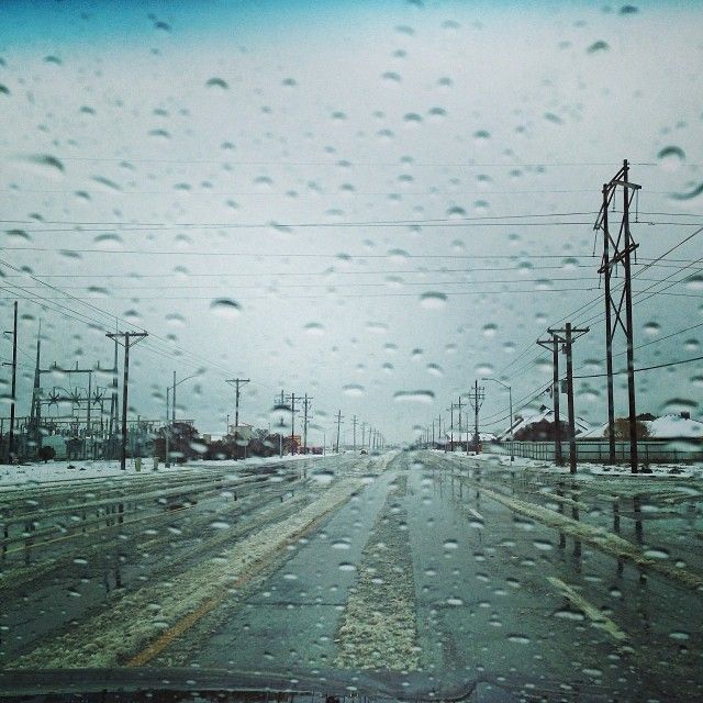 a photograph that reminds me of many road trips on the way home for the holidays - one of 8 picks for this week's Friday Favorites