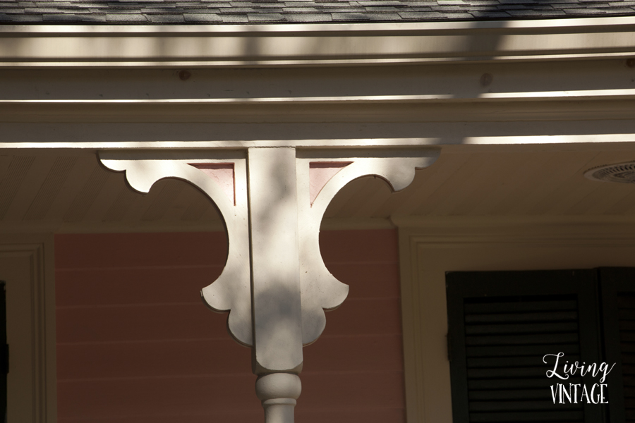 some of the beautiful corbels we spotted in New Orleans - hop over to Living Vintage to see more!