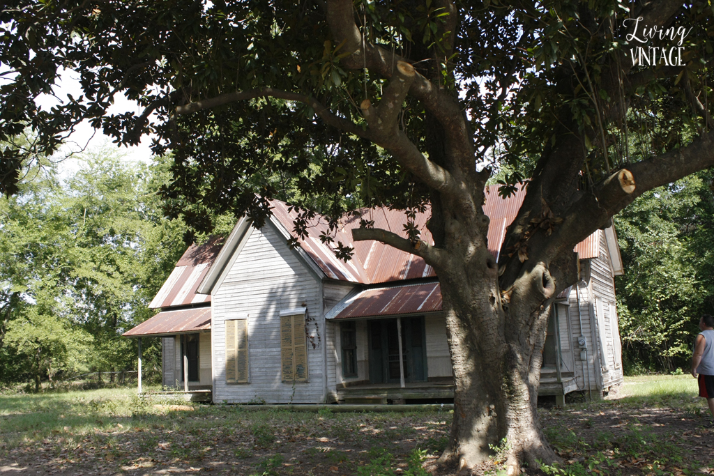 a wonderful abandoned house near Carthage