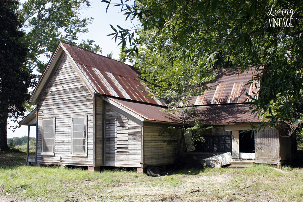 a wonderful abandoned house near Carthage