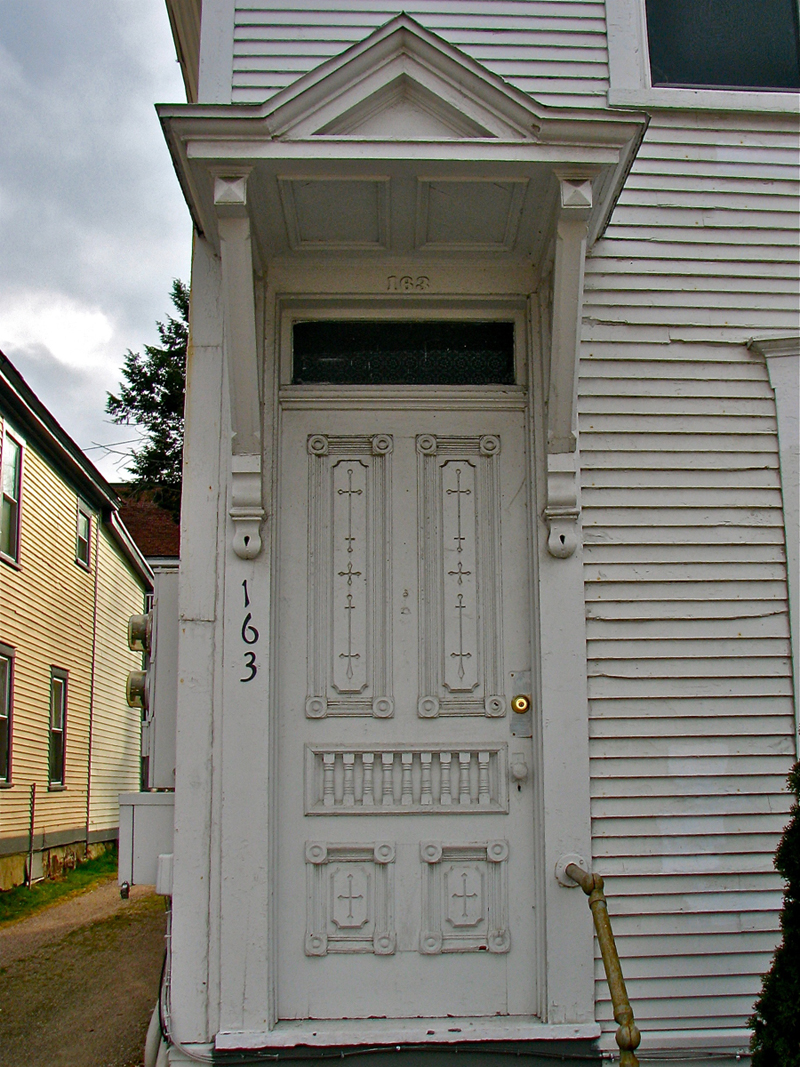 a beautiful old door - 1 of 8 picks for this week's Friday Favorites