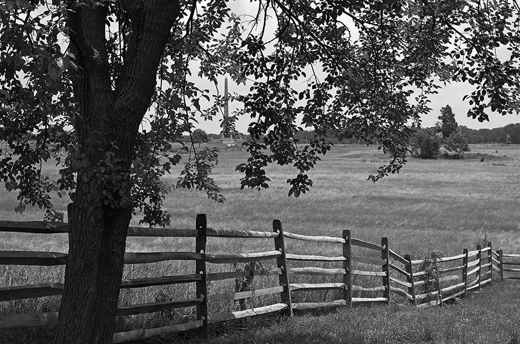 a lovely split rail fence at a Civil War battlefield - 1 of 8 picks for this week's Friday Favorites
