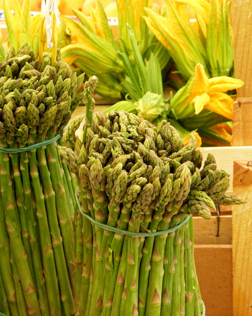 yummy fresh asparagus - 1 of 8 picks for this week's Friday Favorites